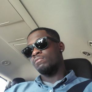 Meet your Posher, Emmanuel